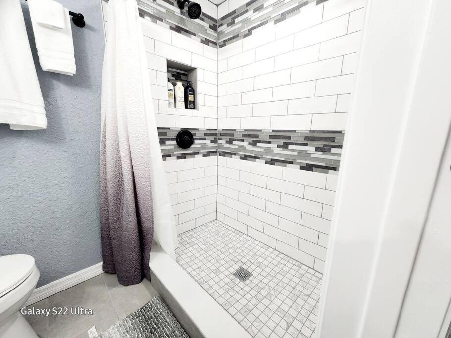 3! Apartment Lakeland