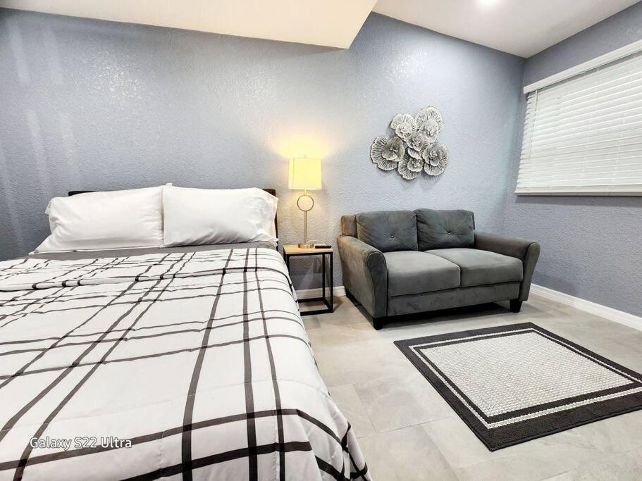 3! Apartment *